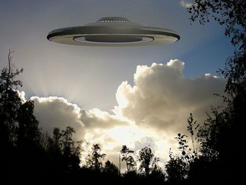 Il Pentagono: autentici 3 video UFO